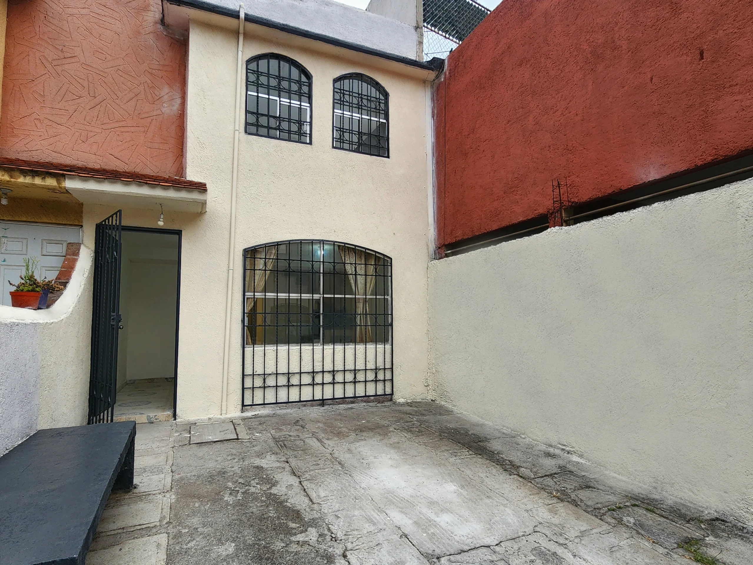  Fachada de casa en venta en Sauces II Toluca