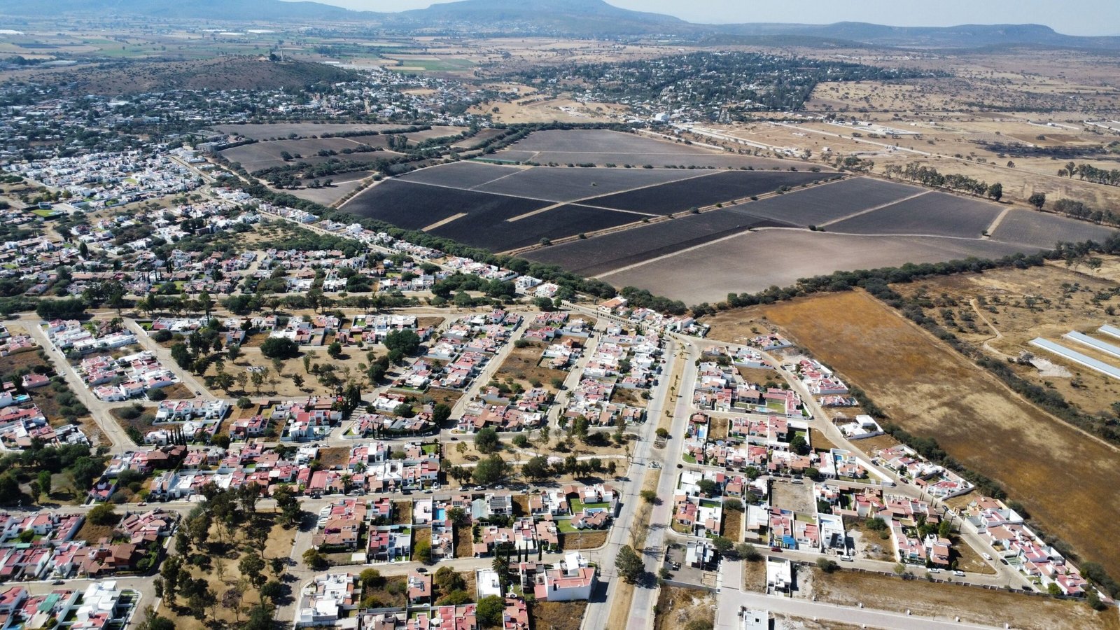 Vista aérea de una zona residencial en Metepec